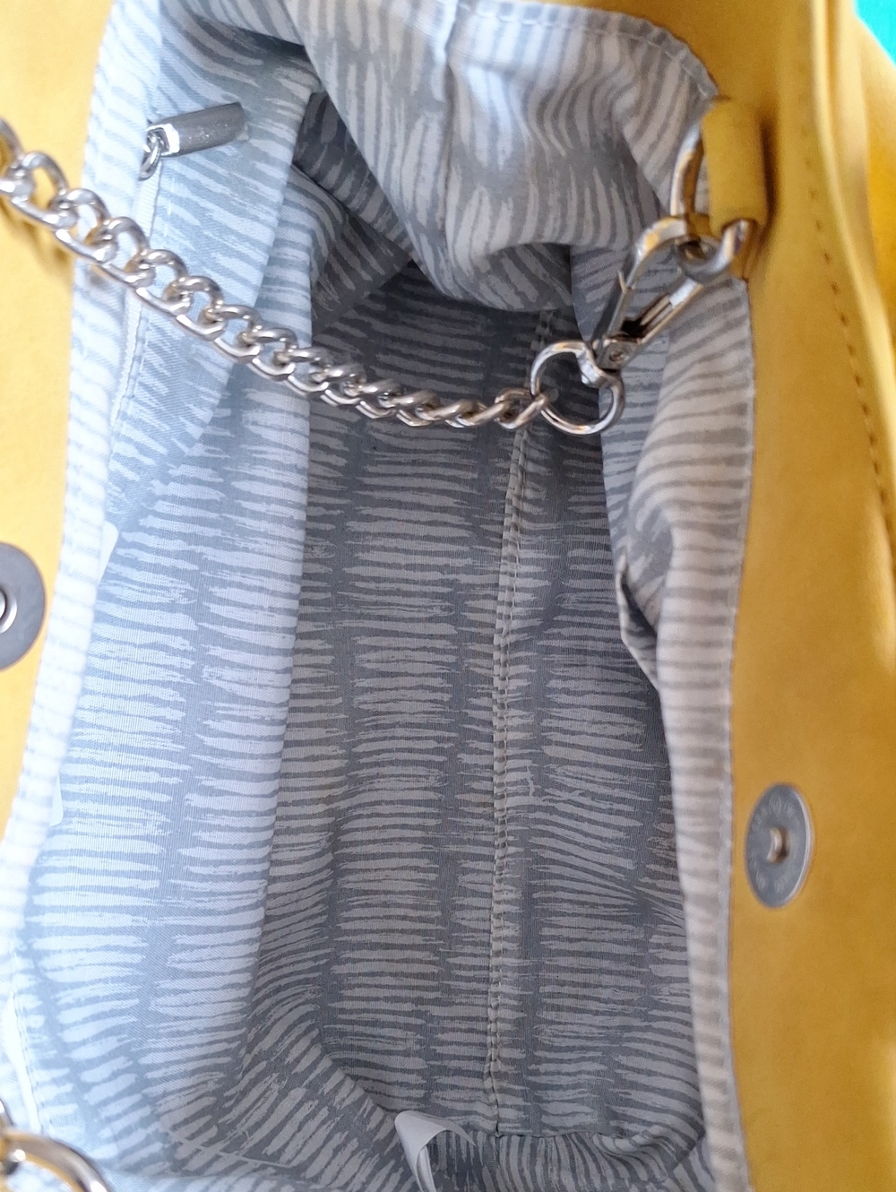 Yellow Women’s Chain-Handle Shoulder Bag